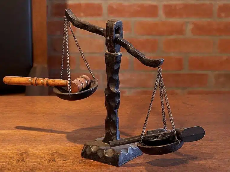 Summons vs. Subpoena